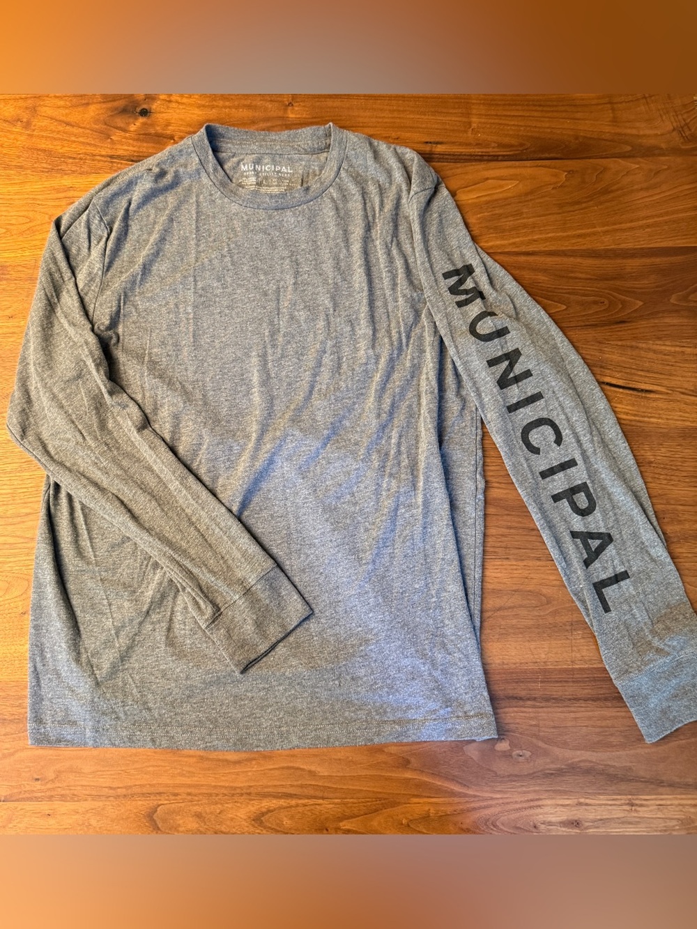 Men's Municipal Long Sleeve Crewneck Shirt (L) - Gray